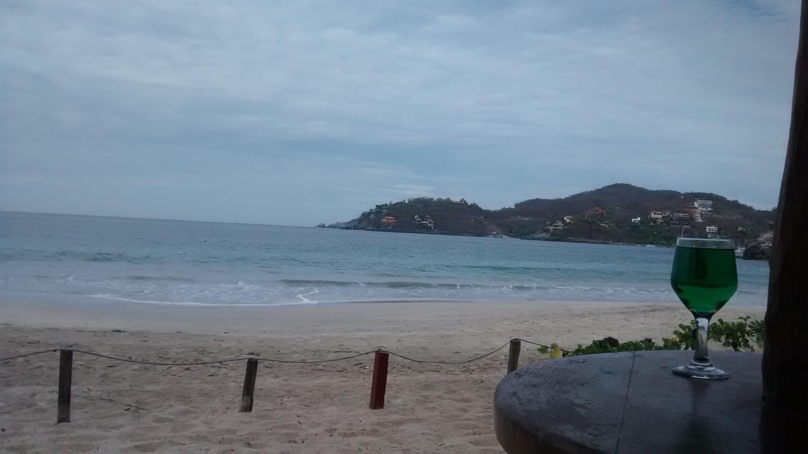 Hotel Catalina Beach Resort Zihuatanejo Kültér fotó