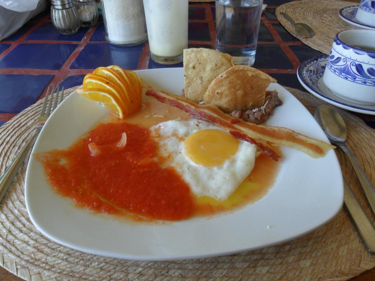 Hotel Catalina Beach Resort Zihuatanejo Kültér fotó