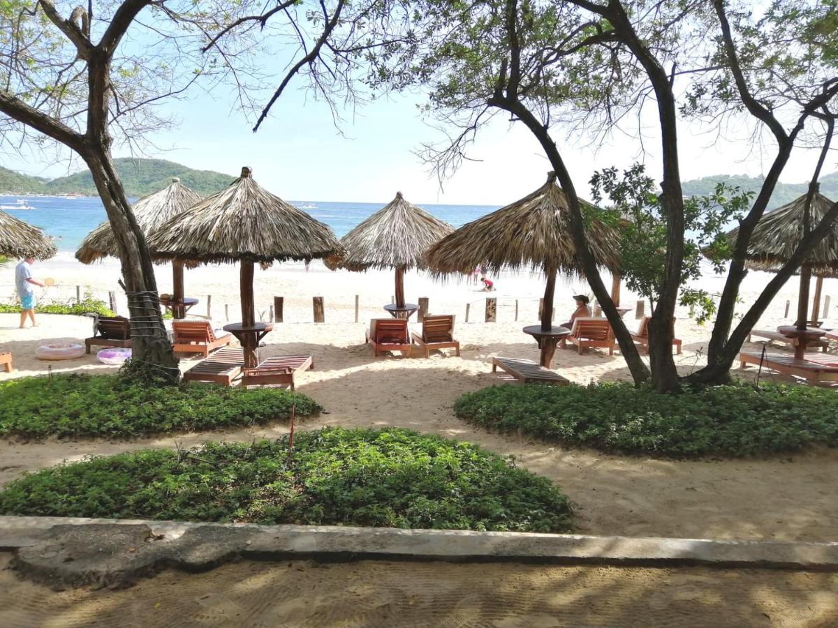 Hotel Catalina Beach Resort Zihuatanejo Kültér fotó