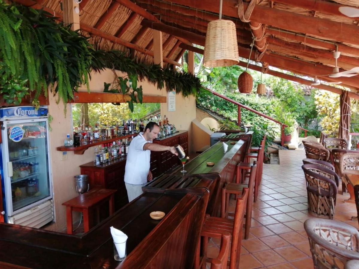 Hotel Catalina Beach Resort Zihuatanejo Kültér fotó