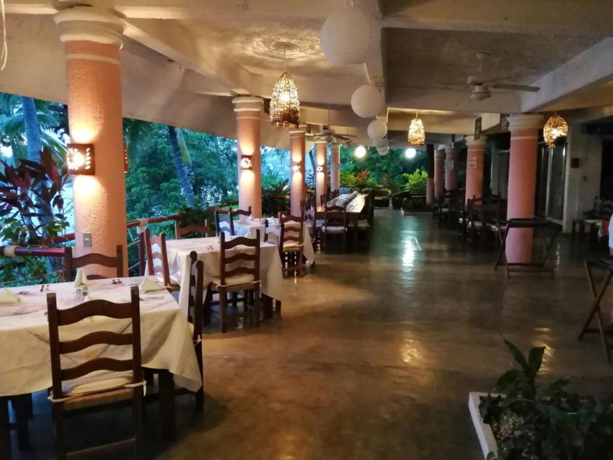 Hotel Catalina Beach Resort Zihuatanejo Kültér fotó
