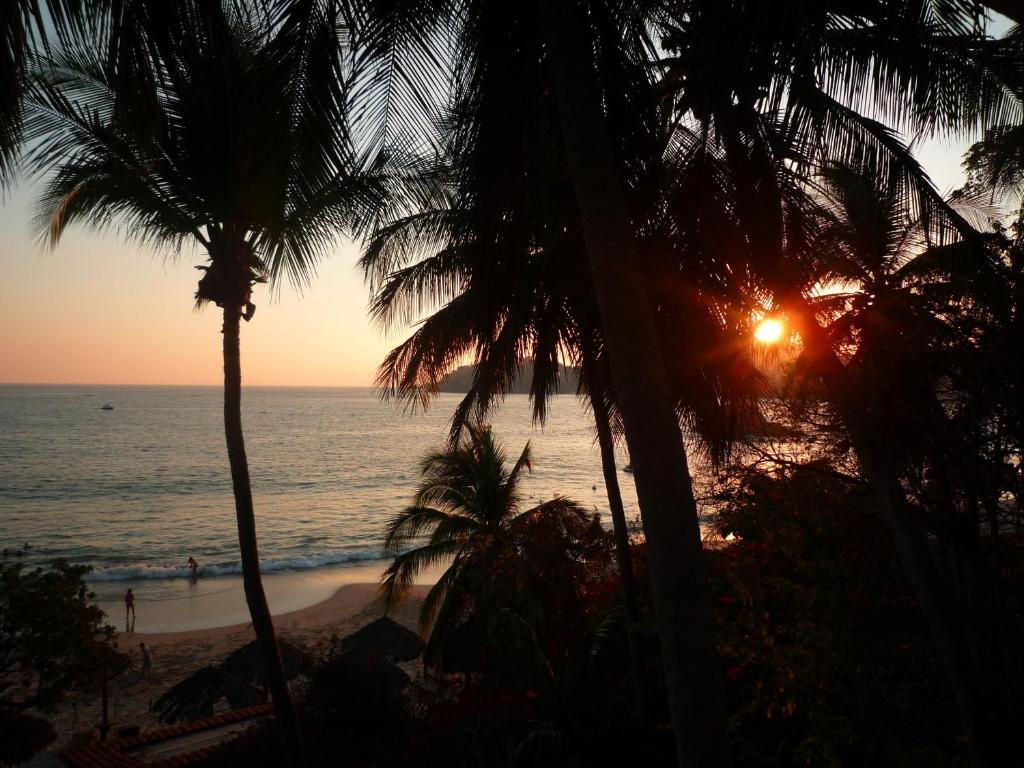 Hotel Catalina Beach Resort Zihuatanejo Kültér fotó
